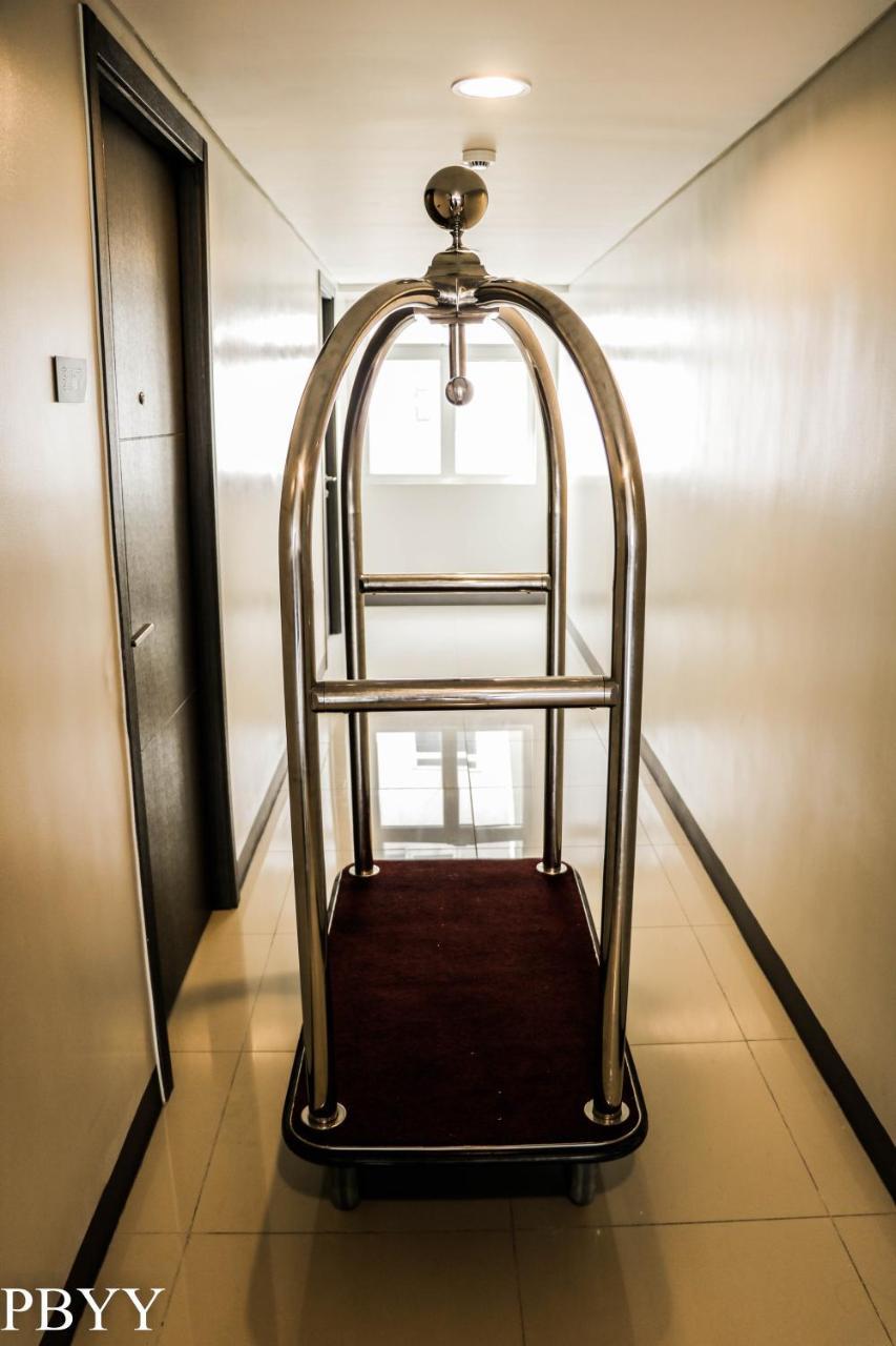 Stays At Green Residences 1 Studio Room Couples Bed With Complimentary Breakfast For 2 马尼拉 外观 照片