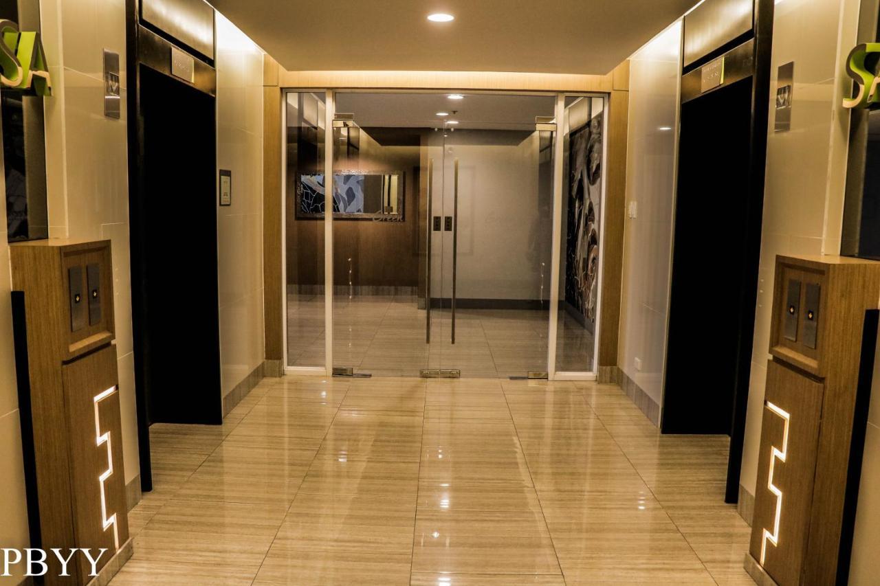 Stays At Green Residences 1 Studio Room Couples Bed With Complimentary Breakfast For 2 马尼拉 外观 照片