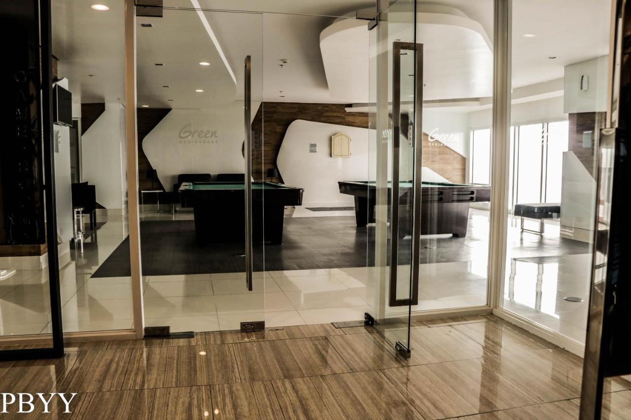 Stays At Green Residences 1 Studio Room Couples Bed With Complimentary Breakfast For 2 马尼拉 外观 照片
